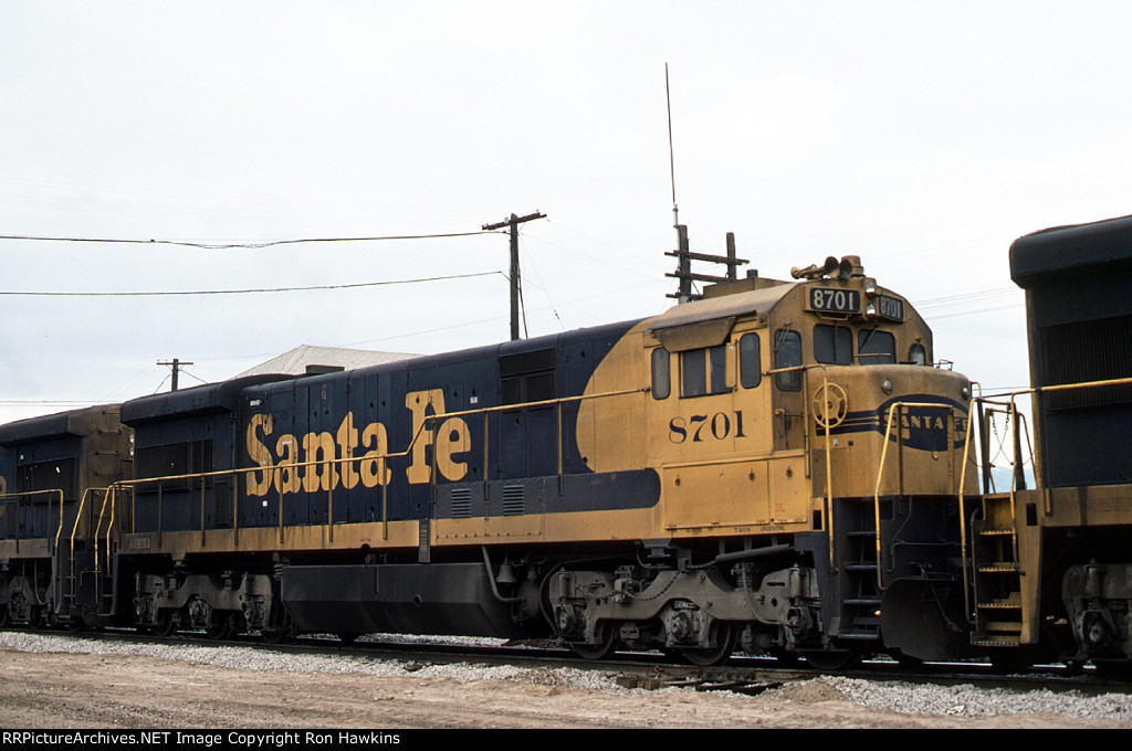 ATSF 8701 (REPOST)